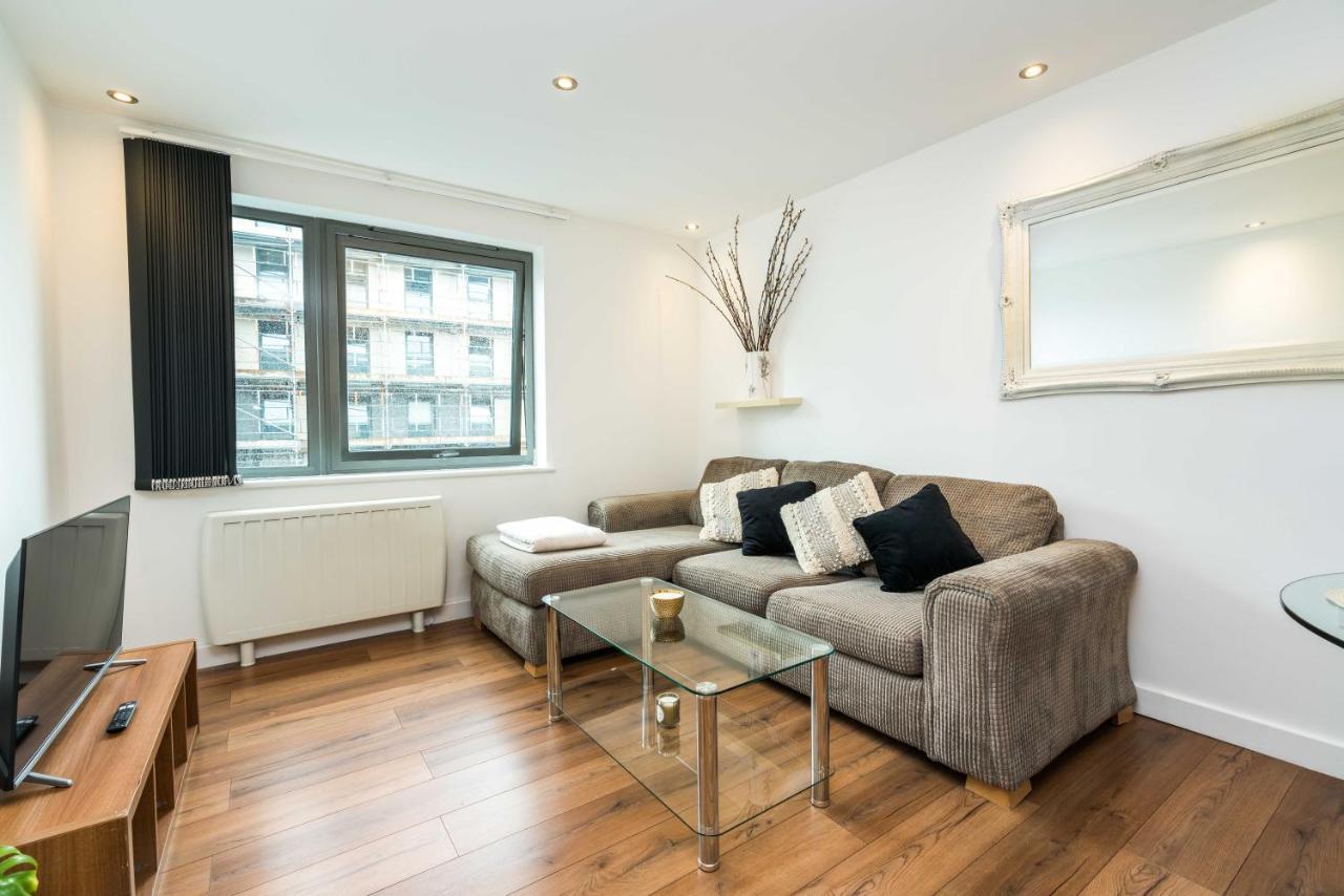 Fast Internet One Bedroom Apartment In Greater London, Id Required Dış mekan fotoğraf